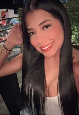 Manu, live cam girl from Peru