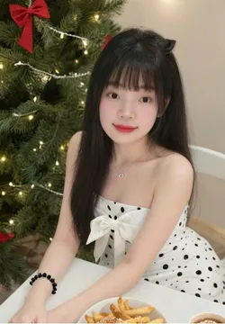 Starting a free cam girl chat in a browser